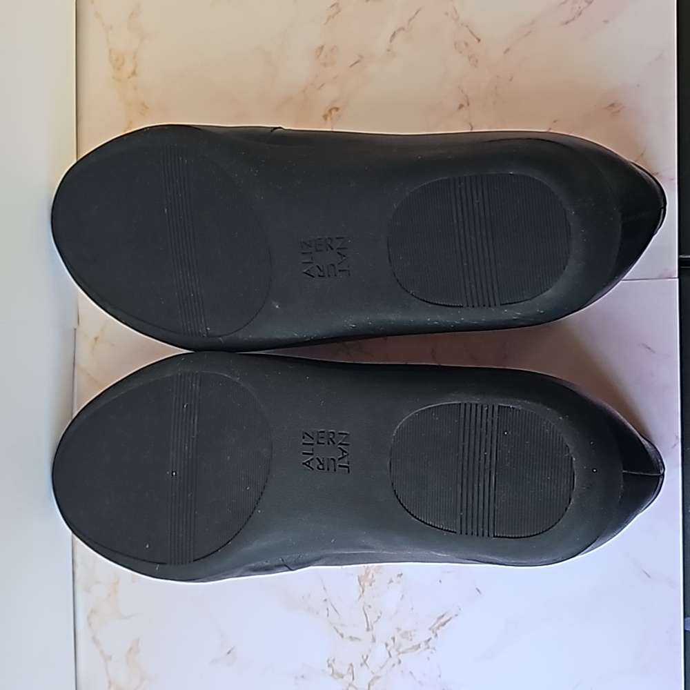Naturalizer Black Flats Women's Size 8.5 Wide - Picture 3 of 3